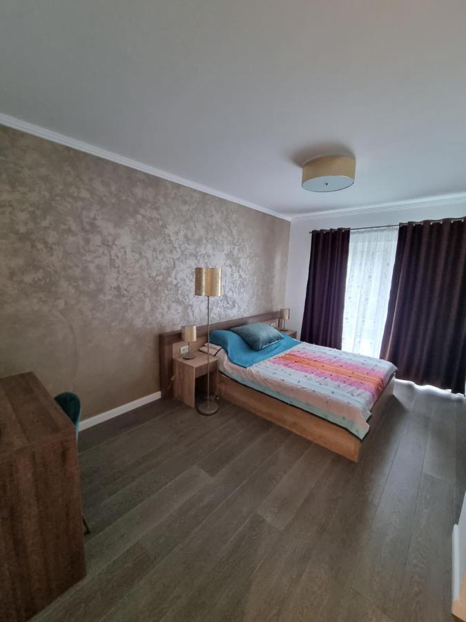 Apartament Superb In Regim Hotelier- Arad Plaza Exteriör bild